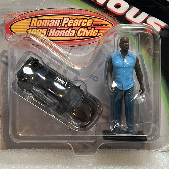 Roman Pearce and 95 Honda Civic 1:64 Scale Size From Fast and Furious - Picture 2 of 11